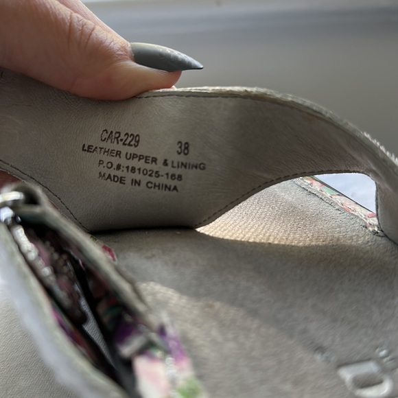 Alegria Carina Lighten Up Thong Floral Sandals Size EU 38 US 8-8.5 - Picture 11 of 12